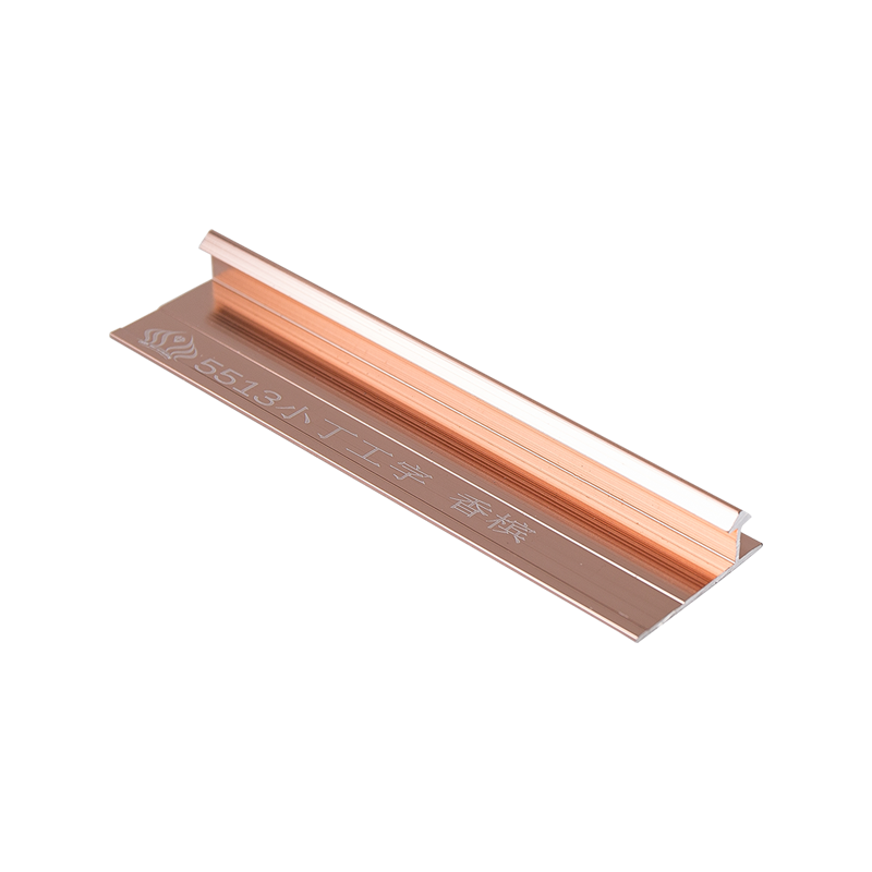 Högstyrka aluminiumlegering Väggpanelens sömdekorativa remsor